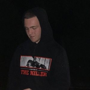 Meet your Posher, Max